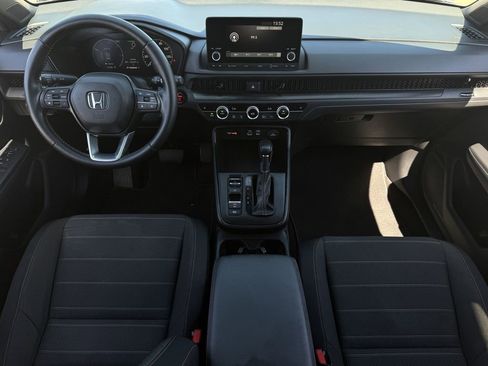 Used 2025 Honda CR-V Sport image 12