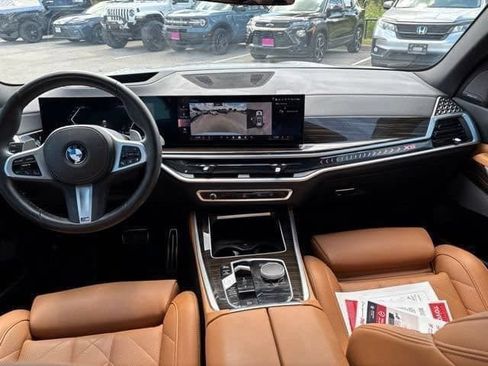 Used 2025 BMW X5 sDrive40i w/ M Sport Package RWD image 20