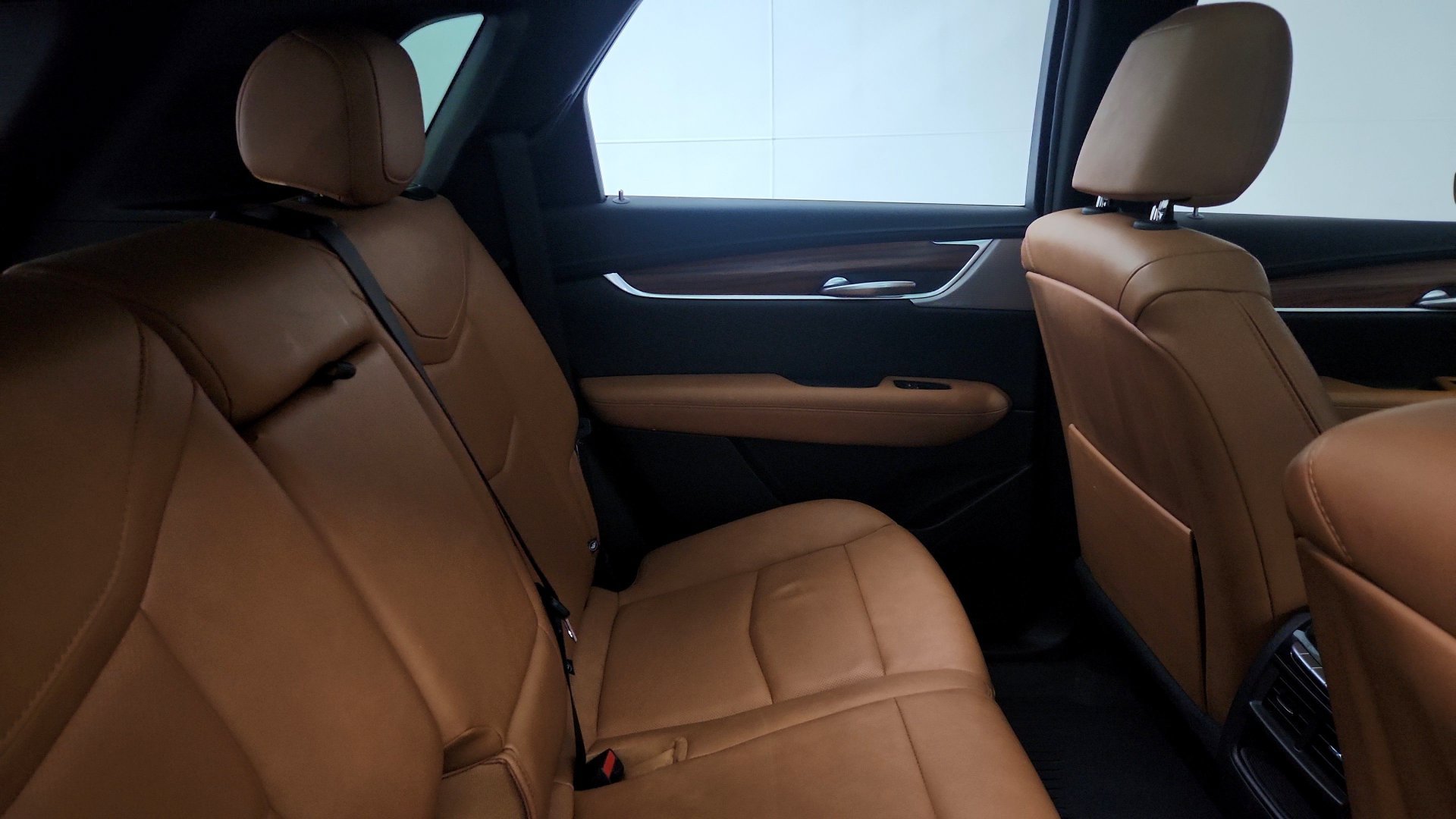 Used 2024 Cadillac XT5 Premium Luxury w/ Technology Package AWD/4WD image 28