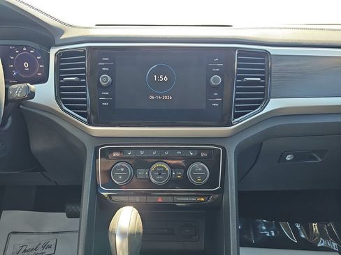 Used 2023 Volkswagen Atlas SE w/ Panoramic Sunroof Package FWD image 20