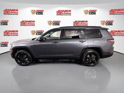 Used 2023 Jeep Grand Cherokee L Laredo AWD/4WD image 14