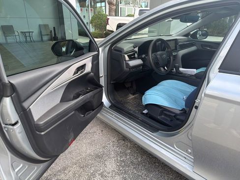 Used 2026 Toyota Camry LE FWD image 5