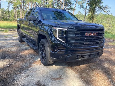 New 2025 GMC Sierra 1500 Pro w/ Graphite Edition AWD/4WD image 3
