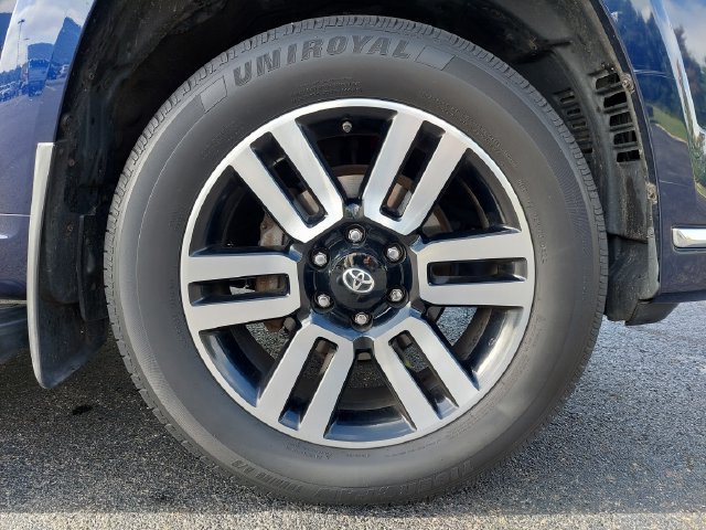 Used 2020 Toyota 4Runner Limited AWD/4WD image 32