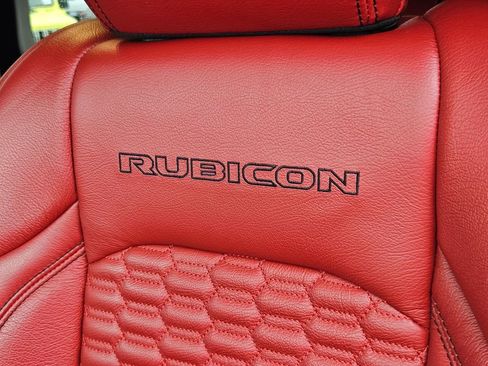 Used 2023 Jeep Wrangler Unlimited Rubicon w/ Cold Weather Group image 31