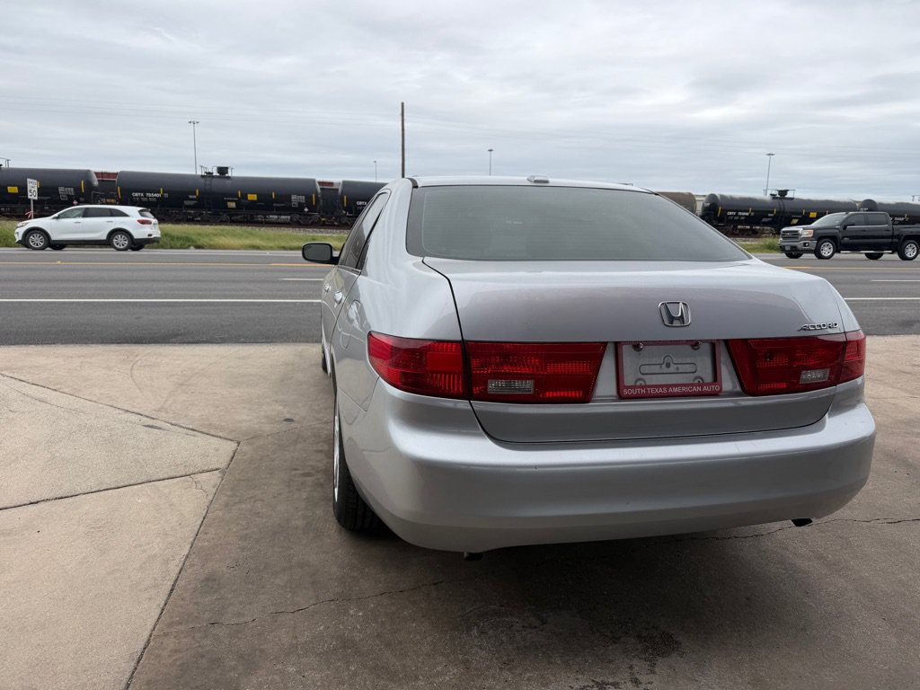 Used 2005 Honda Accord EX-L image 16