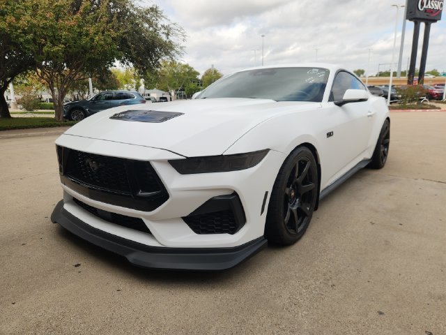 Used 2024 Ford Mustang GT Premium RWD image 3