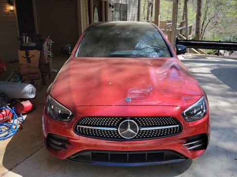 Used 2021 Mercedes-Benz E 350 4MATIC Sedan image 1