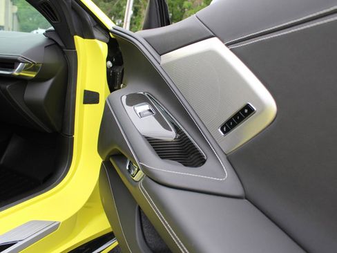 Used 2022 Chevrolet Corvette Stingray Preferred Cpe w/ Z51 Performance Package RWD image 46