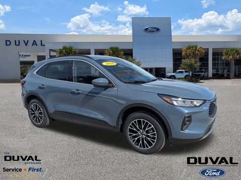 New 2026 Ford Escape BASE image 1