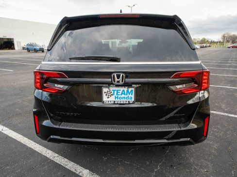 New 2026 Honda Odyssey Sport-L image 5