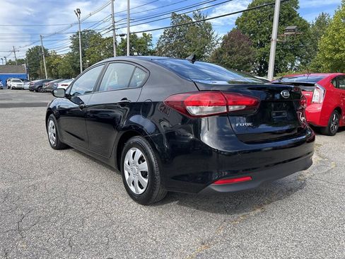 Used 2017 Kia Forte LX image 6