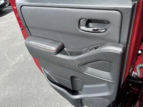 Certified 2023 Nissan Frontier PRO-4X w/ Tow Package image 11