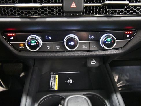 Certified 2023 Honda HR-V EX-L image 25