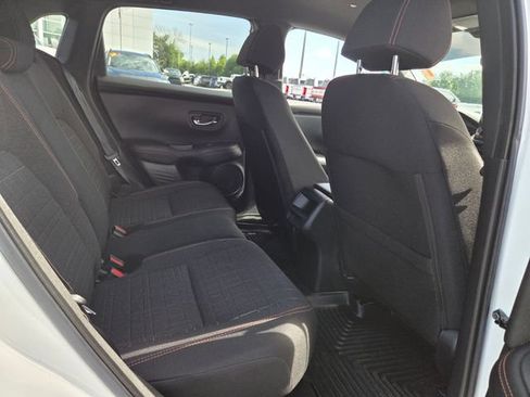 Used 2024 Honda HR-V Sport image 14