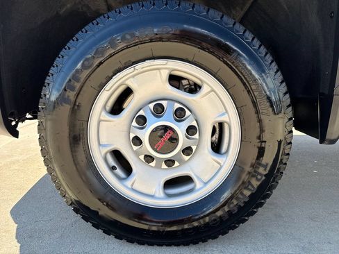 Used 2024 GMC Sierra 2500 Pro w/ 1SA Pro Safety Plus Package AWD/4WD image 12