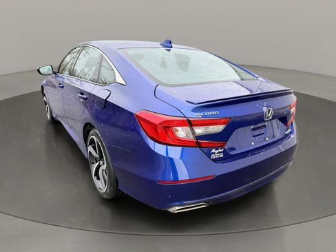 Used 2018 Honda Accord Sport image 4