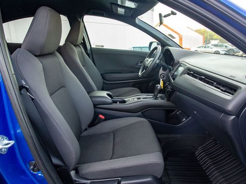 Used 2021 Honda HR-V Sport image 17