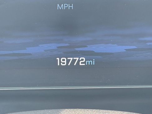 Used 2025 Chevrolet Equinox LT AWD/4WD image 39