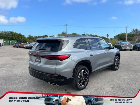 New 2026 Buick Enclave Sport Touring w/ Power Package image 7