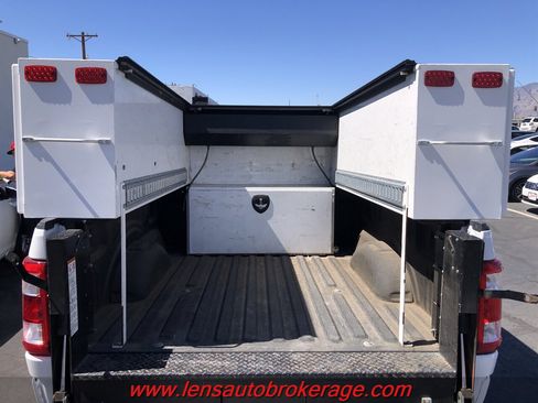 Used 2021 Ford F150 XL w/ Equipment Group 101A High RWD image 4