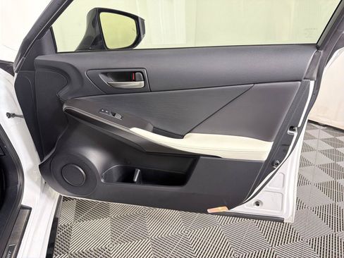 Used 2021 Lexus IS 350 F Sport w/ Navigation Package RWD image 12