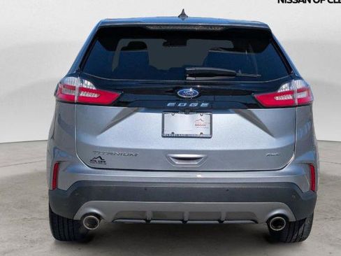 Used 2024 Ford Edge Titanium image 3