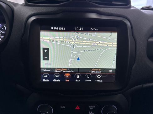 Used 2023 Jeep Renegade Trailhawk AWD/4WD image 25