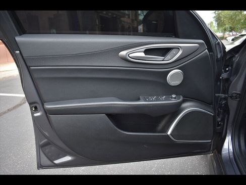 Used 2019 Alfa Romeo Giulia Ti Sport w/ Quick Order Package 22S Sport image 15