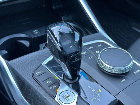 Used 2021 BMW 430i Coupe w/ Convenience Package image 21