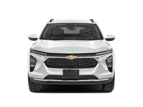 Certified 2025 Chevrolet Trax LS FWD image 5