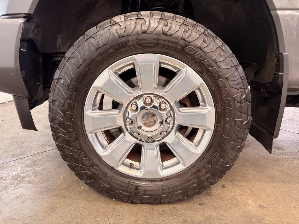 Used 2017 Ford F350 Platinum w/ Platinum Ultimate Package AWD/4WD image 14