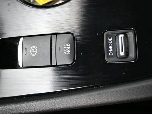 Used 2023 Nissan Rogue S FWD image 27
