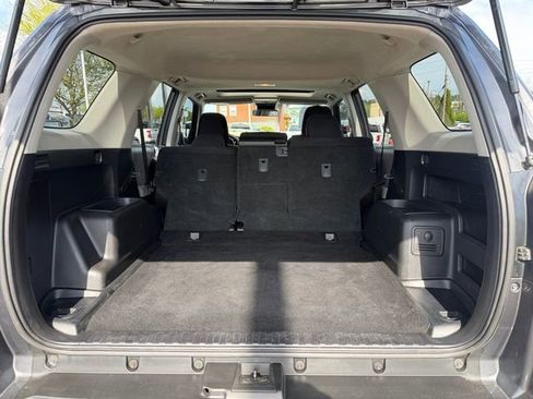 Used 2011 Toyota 4Runner SR5 AWD/4WD image 34