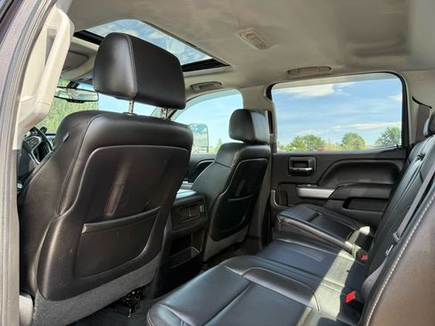 Used 2015 Chevrolet Silverado 2500 LTZ AWD/4WD image 19