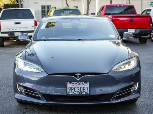 Used 2018 Tesla Model S 75D image 2