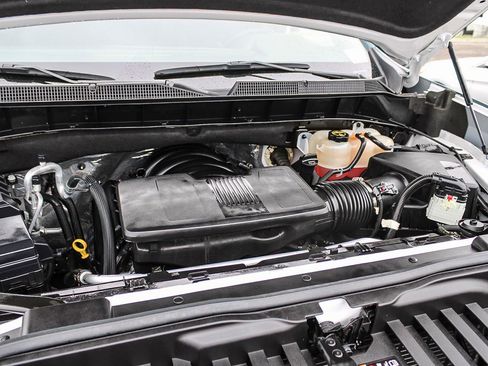 Used 2024 Chevrolet Silverado 1500 LT RWD image 25