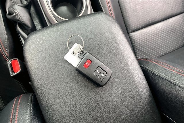 Used 2023 Toyota Tacoma TRD Pro AWD/4WD image 32