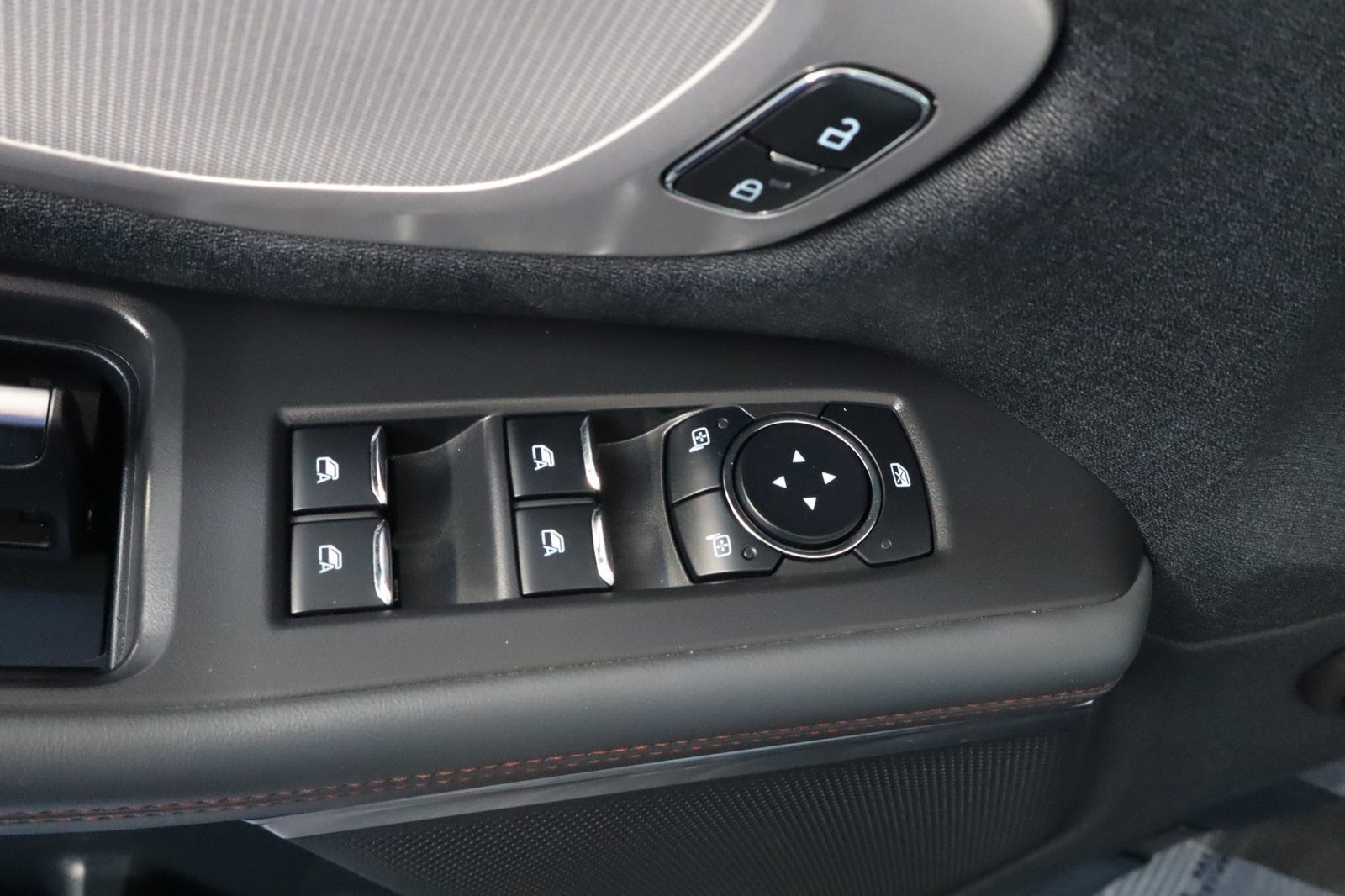 Used 2025 Ford Expedition Active RWD image 20