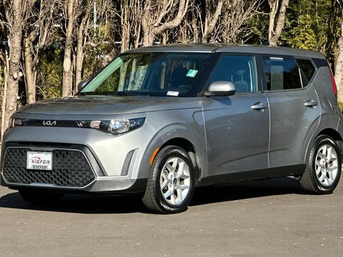 Certified 2023 Kia Soul LX w/ Option Group 015 image 8