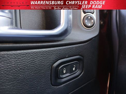 Used 2021 Jeep Wrangler Unlimited Sahara w/ Cold Weather Group image 27