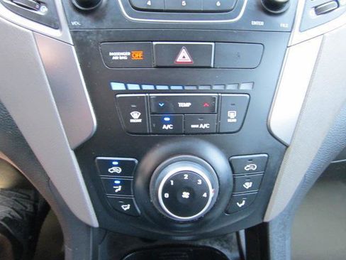 Used 2016 Hyundai Santa Fe Sport image 20