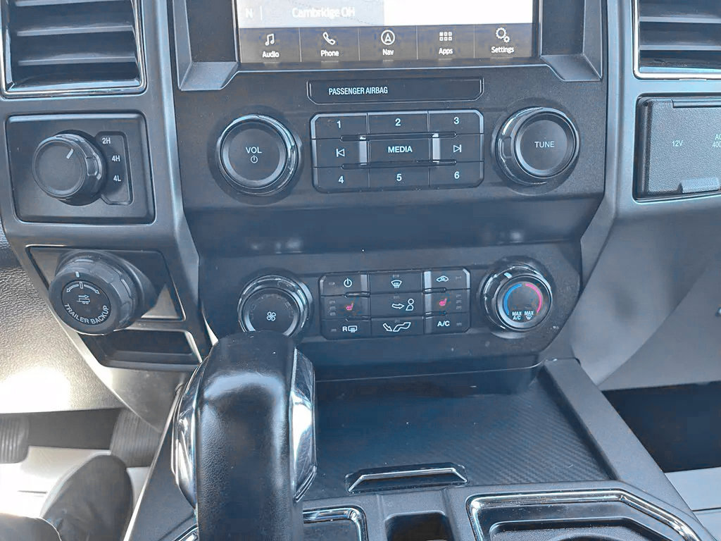 Used 2020 Ford F150 XLT w/ Equipment Group 302A Luxury AWD/4WD image 30