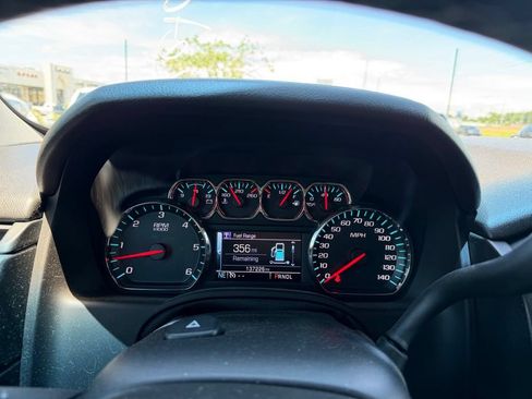 Used 2017 Chevrolet Tahoe Premier AWD/4WD image 16