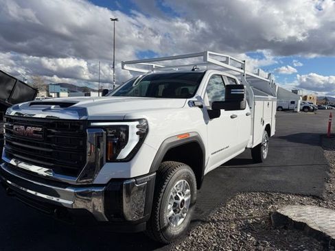 New 2026 GMC Sierra 2500 Pro w/ Convenience Package AWD/4WD image 1