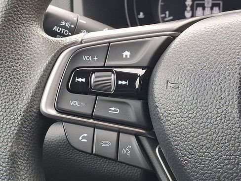 Used 2022 Honda Accord LX image 21