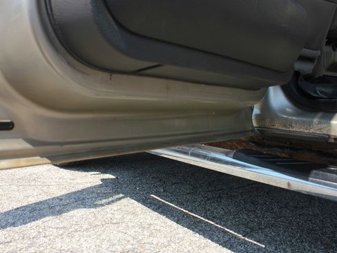 Used 2012 Ford F150 XLT w/ XTR Pkg image 44