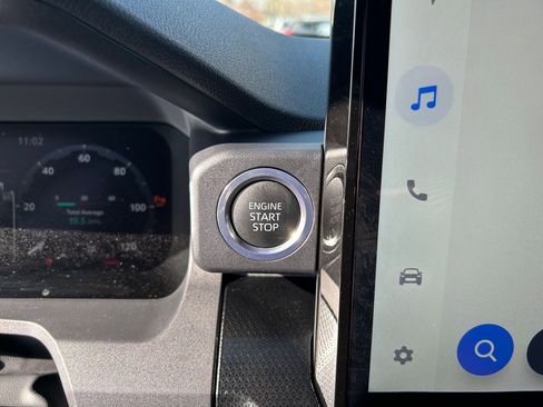 Certified 2025 Toyota 4Runner Limited w/ Tow Technology Package image 17