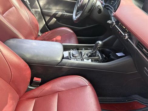 Used 2021 MAZDA MAZDA3 Hatchback w/Premium Plus Pkg AWD/4WD image 27