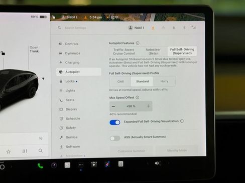 Used 2021 Tesla Model Y Long Range AWD/4WD image 25